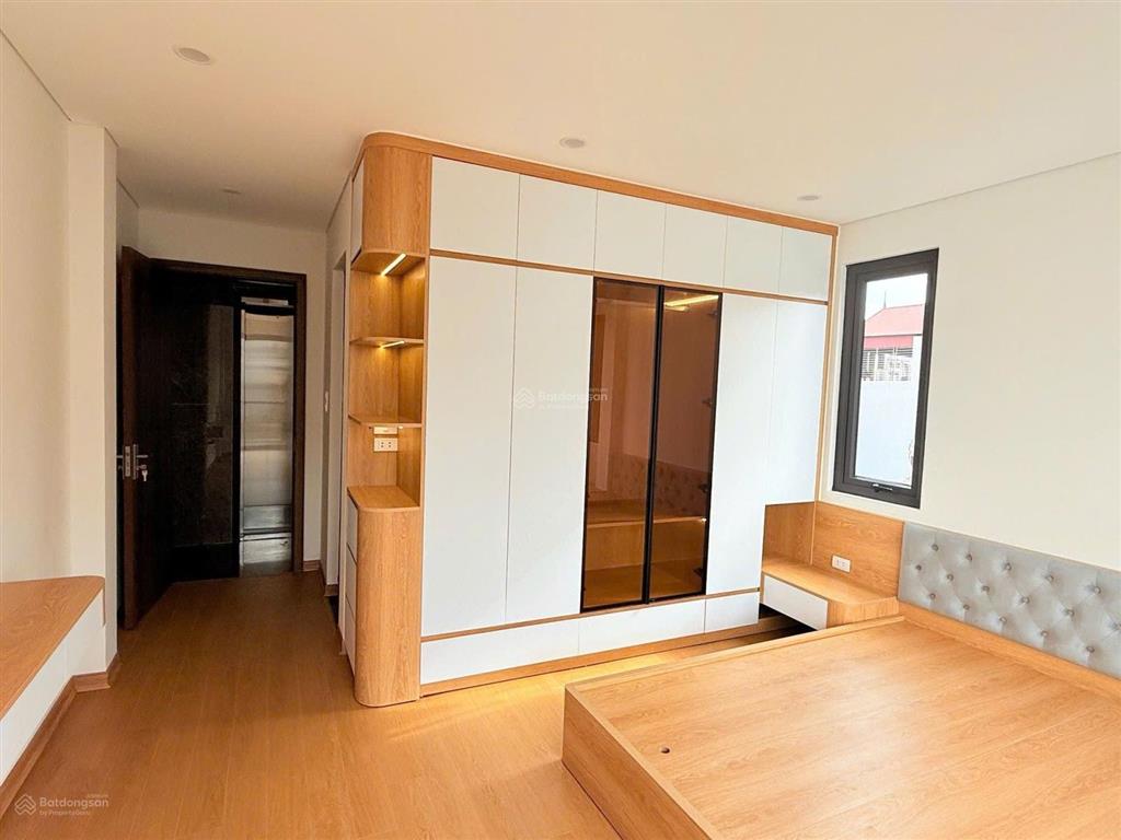 Siêu phẩm lô góc vũ xuân thiều nhà mới 6 tầng thang máy siêu thoáng 53m2 6 tầng