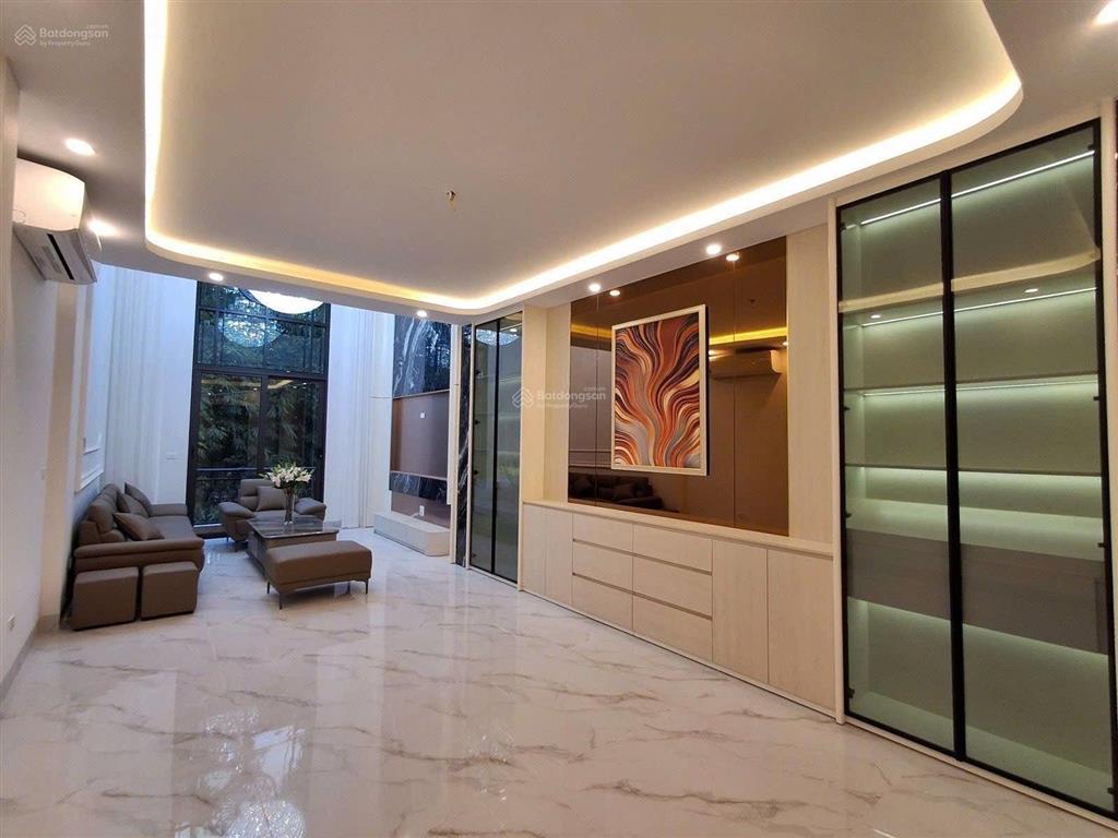 Tuyệt phẩm nguyễn văn hưởng, long biên hà nội | 55m2 | 7 tầng | mt 4.2m | thang máy | ô tô tránh đỗ