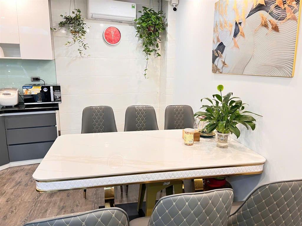 Nhà riêng phố việt hưng, phường việt hưng, long biên, hà nội. diện tích 47m2 full nội thất xịn xò