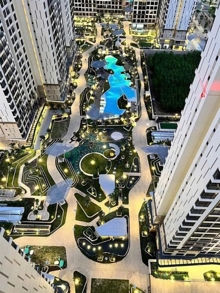 Bán căn 2pn + 2wc giá cực tốt chỉ 4,55 tỷ (full vat + pbt) view nội khu cực thoáng mát, trả tiến độ