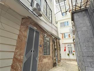Lô góc  ngõ dân trí cao  để lại nội thất  5t mới koong  30m ra phố  võ chí công  nhỉnh 7 tỷ