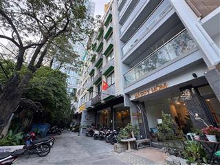Sát biển khách sạn đang kinh doanh với thu nhập 50 triệu mỗi tháng, cách biển trần phú chỉ 100m