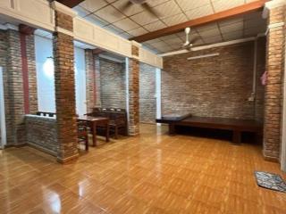 Bán homestay diện tích lớn, view sông thoáng mát, 480m2, 4,4 tỷ