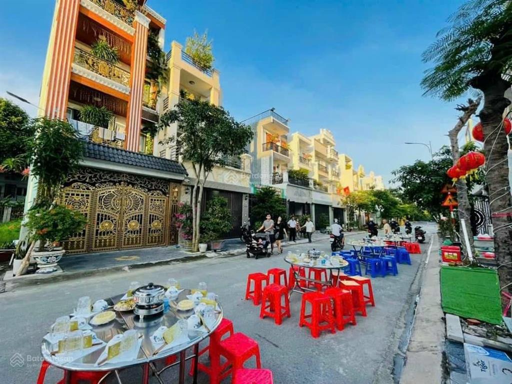Nhà 5 x 22m mặt đường n6 khu tm the seasons, p. lái thiêu, tp. thuận an, bình dương