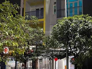Đang có. dòng tiền 18 tr/tháng. nhà phố 5x20 trệt 3 lầu, khu tm the season phường lái thiêu tp. hcm