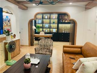 Bán căn hộ sky villa  không gian sống dành riêng cho giới tinh hoa || 178m thang máy riêng 12.5tỷ