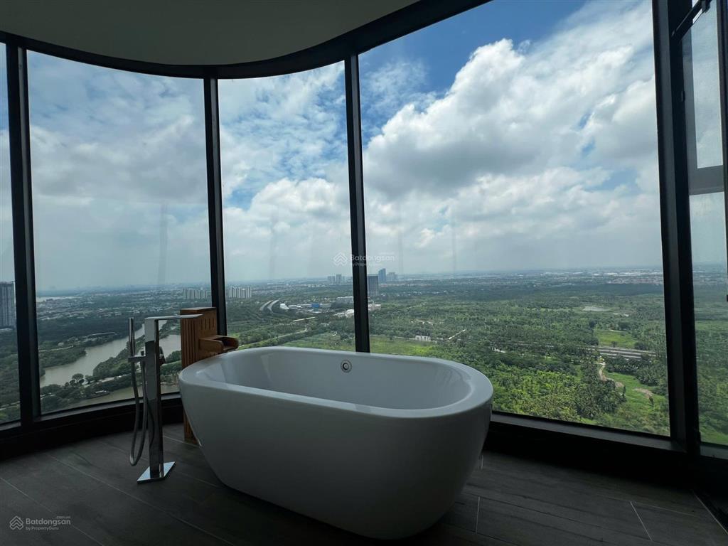Bán căn hoa hậu 3 phòng ngủ the landmark view hồ thiên nga diện tích rộng 123m2 giá 10.5 tỷ