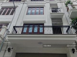 Chính chủ cần cho thuê nhà ngõ 2 linh lang, ba đình làm văn phòng. giá 37tr