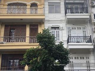 Bán nhà liền kề số 42a ngõ 32 vũ phạm hàm. dt  90m2 x 4,5t. mt 5.1m.