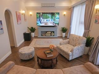 Bán căn hộ duplex 180m2 tòa swanlake onsen ecopark. sân vườn riêng 16m2  full nt tân cổ điển