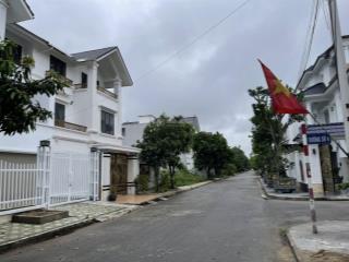 Bán biệt thự mê linh, gần tttm 6 tầng đang xây 180m2, mt 7.2m,  0389 451 ***