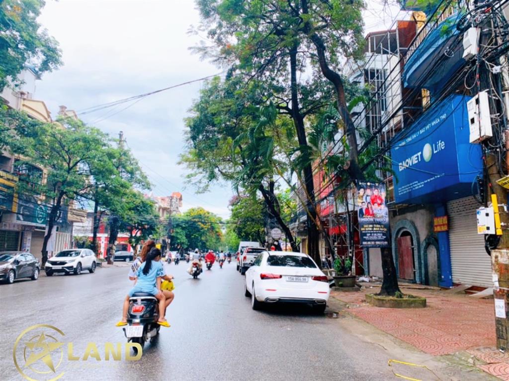 Bán cặp chập văn cao, dt 180m2, mt 9m, vị trí cực đẹp, dòng tiền cao.  0389 451 ***
