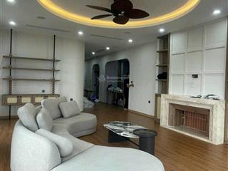 Cho thuê căn chung cư 150m2 full nội thất ở ngay trong tháng tại chung cư essensia