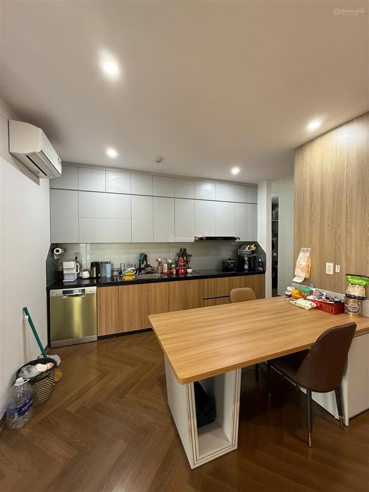 Chính chủ cần bán gấp căn hộ 3pn150m2 tại essensia  kđt mailand