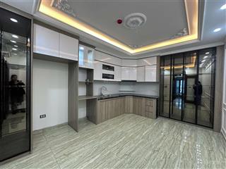 Chính chủ cho thuê căn hộ ccmn xây mới full đồ tại phố ngọc khánh ở luôn