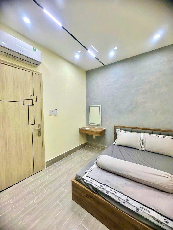 NHỈNH 5 TỶ SỞ HỮU NHÀ NGUYỄN KIỆM – 36 M2 VUÔNG VẮN – 4 PHÒNG NGỦ - HẺM 1 TRỤC 3M