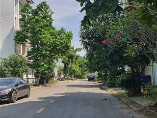 Bán gấp 7300m2 đất thổ cư mt nguyễn tri phương, tp dĩ an. shr giá đầu tư chỉ 135 tỷ, nửa giá 68 tỷ