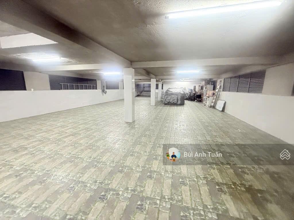 Bán nhà 3036m2 biệt thự và xưởng bên cạnh, mặt tiền đường lê thị riêng 34m, giá đầu tư 91.5 tỷ tl