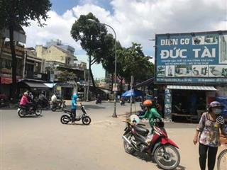 Bán chdv 2 tầng 73 phòng, lô đất gần 800m2 đường nguyễn kiệm, gò vấp, giá 109.8 tỷ còn thương lượng