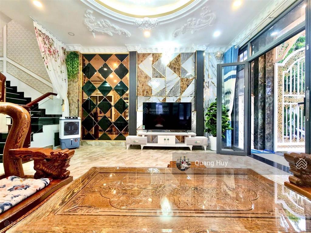 Nhà phố hiện đại phong cách châu âu  hẻm 8m 2177 huỳnh tấn phát thị trấn  5,2m x 10m giá 6,99 tỷ