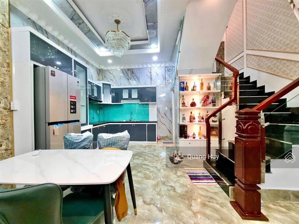 Nhà phố hiện đại phong cách châu âu  hẻm 8m 2177 huỳnh tấn phát thị trấn  5,2m x 10m giá 6,99 tỷ