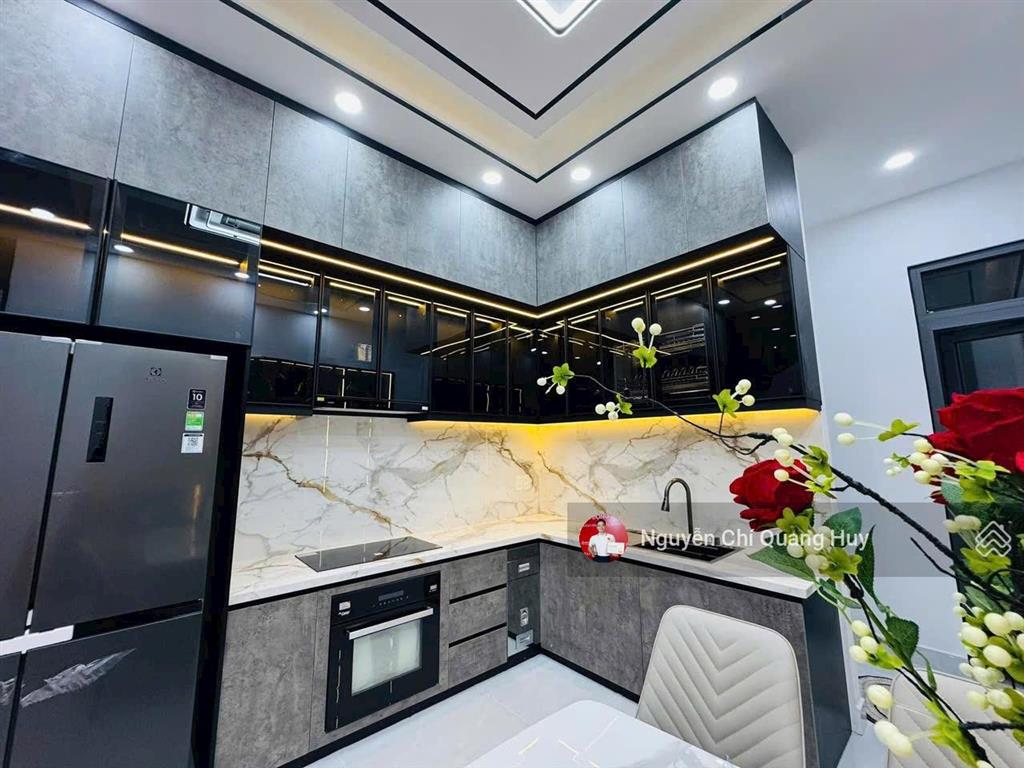 Nhà phố hiện đại, xây dựng tâm huyết  hẻm 41 chuyên dùng chín q7  4m x 15m giá 7,45 tỷ