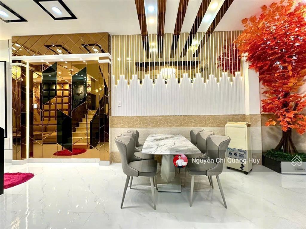 Nhà phố hiện đại hoàn thiện mới mặt tiền đường 8m 1979 huỳnh tấn phát  4,3x19m sổ hồng giá 8,9 tỷ