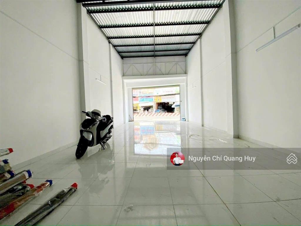 Nhà mặt tiền kinh doanh huỳnh tấn phát tt nhà bè  6x30m  xây khách sạn  chdv  giá 19,8 tỷ