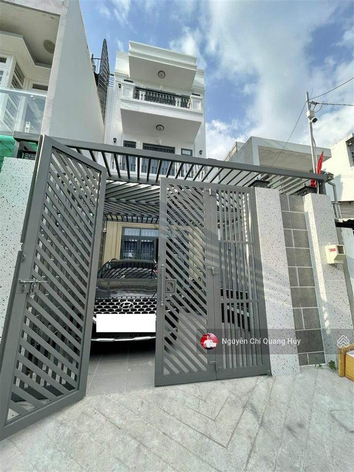 Nhà phố hiện đại  xây ở tâm huyết  đường trước nhà 8m huỳnh tấn phát nhà bè 5mx23m giá 8,3 tỷ