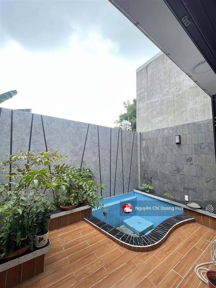 Nhà phố hiện đại  xây ở tâm huyết  đường trước nhà 8m huỳnh tấn phát nhà bè 5mx23m giá 8,3 tỷ