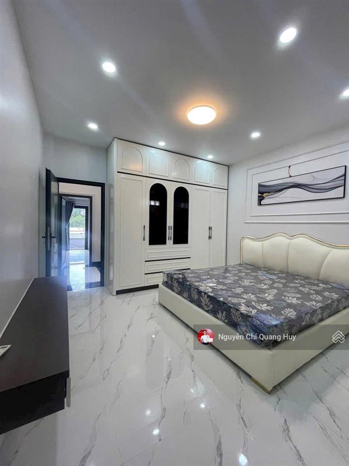 Nhà phố hiện đại, dân cư yên tĩnh, dân trí cao  hẻm 6m 1806 huỳnh tấn phát  4m x 13m giá 5,99 tỷ