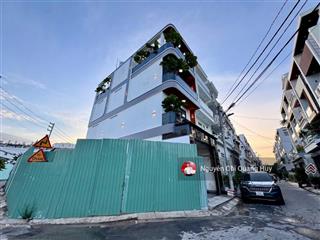 Nhà phố sân vườn  rất nhiều cây xanh mát mẻ  trục đường huỳnh tấn phát khu dân cư dân trí cao