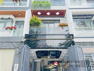 Nhà phố xây dựng mới hiện đại  đường 8m kdc 83 đào tông nguyên, nhà bè  4m x 13,5m  giá 6,95 tỷ