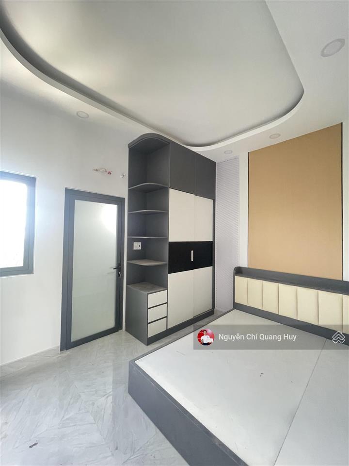 Nhà phố hiện đại xây dựng mới đủ nội thất  kdc 2295 huỳnh tấn phát  4m x 19m sổ hồng giá 5,95 tỷ