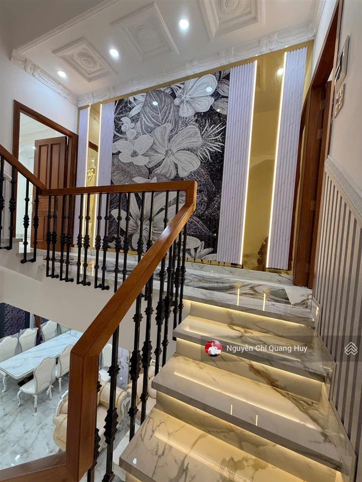Nhà phố hiện đại xây dựng mới  đường 8m kdc 52 đào tông nguyên  5m x 16m sổ hồng giá 9,6 tỷ