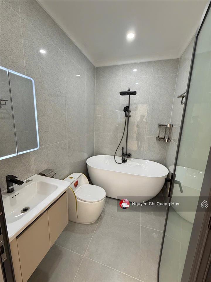 Nhà phố hiện đại xây dựng mới  đường 8m kdc 52 đào tông nguyên  5m x 16m sổ hồng giá 9,6 tỷ