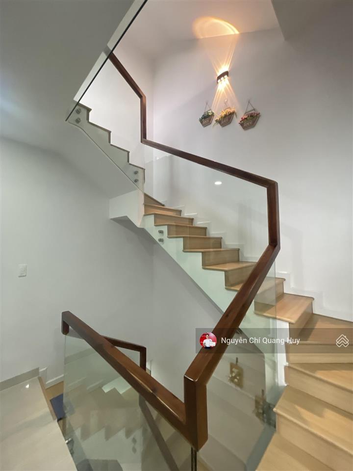 Nhà góc phố hiện đại xây dựng mới  đường 8m kdc 83 đào tông nguyên  4,5x15m sổ hồng giá 6,5 tỷ