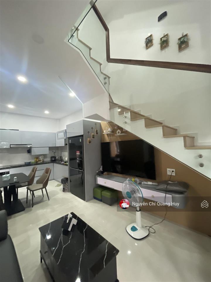 Nhà góc phố hiện đại xây dựng mới  đường 8m kdc 83 đào tông nguyên  4,5x15m sổ hồng giá 6,5 tỷ