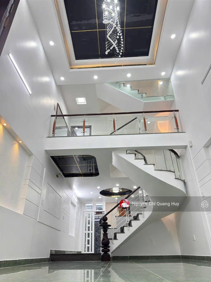 Nhà phố mặt tiền kinh doanh mua bán đường huỳnh tấn phát phú xuân  5m x 18,5m sổ hồng giá 11,8 tỷ