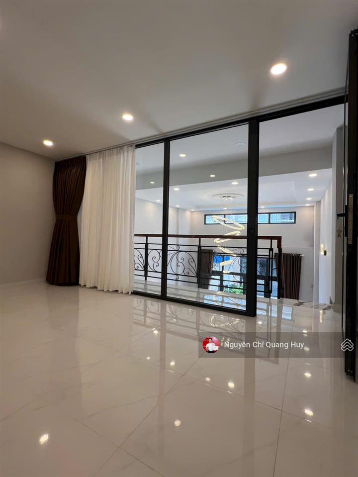 Nhà phố mặt tiền đường số 5 tân phú  gần chợ tân mỹ, phú mỹ hưng  ở, kinh doanh cho thuê đều được