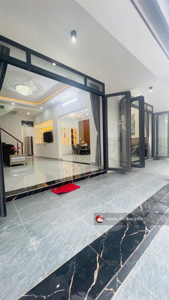 Nhà phố hiện đại  khu cao tầng, dân trí cao  đường 8m 2637 huỳnh tấn phát  8m x 10m giá 8,6 tỷ