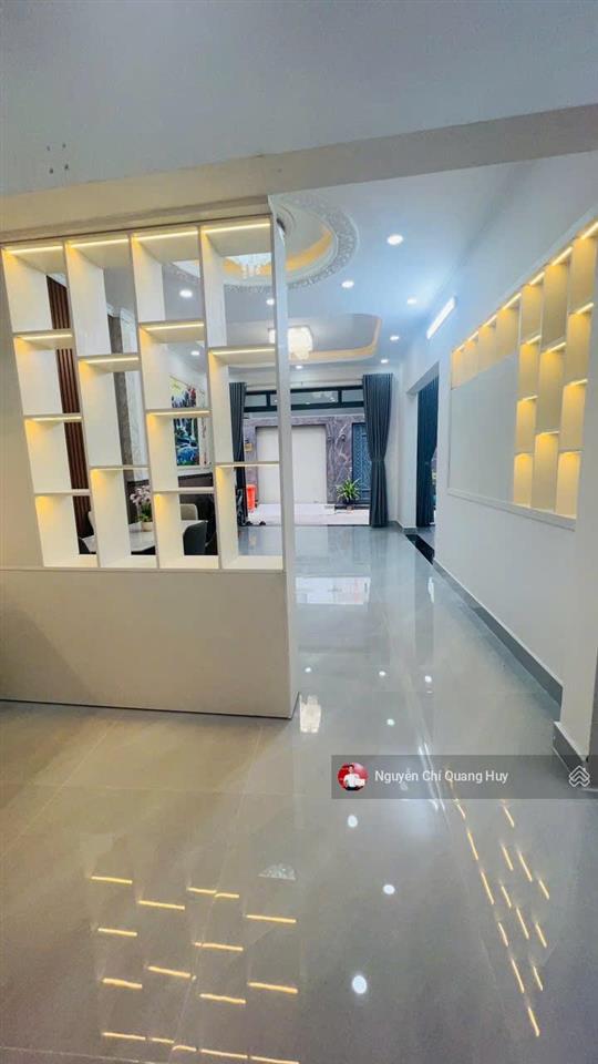 Nhà phố hiện đại  khu cao tầng, dân trí cao  đường 8m 2637 huỳnh tấn phát  8m x 10m giá 8,6 tỷ