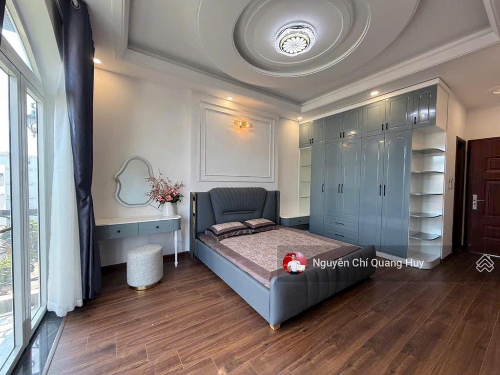 Nhà phố hiện đại  xây dựng mới  mặt tiền đường số 43 rộng 10m bình thuận q7  4x20m giá 17,5 tỷ