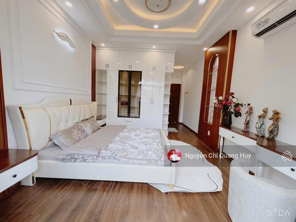 Nhà phố hiện đại  xây dựng mới  mặt tiền đường số 43 rộng 10m bình thuận q7  4x20m giá 17,5 tỷ