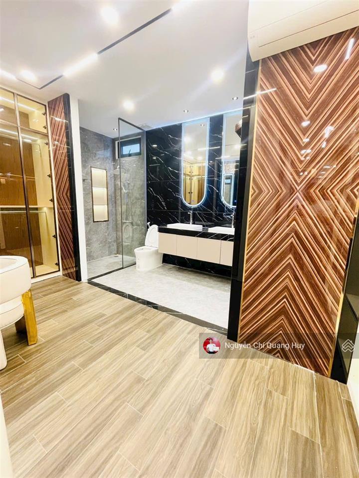 Nhà phố hiện đại phong cách châu âu  đường rộng 12m có vỉa hè  ngay kdc phú mỹ q7  giá 18,6 tỷ