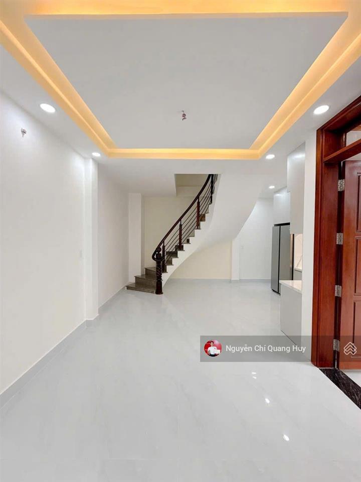 Nhà góc phố vị trí siêu đắc địa  trung tâm nguyễn thị thập q7cách 100m ra lotte mart  giá 9,6 tỷ