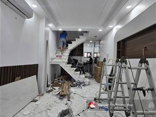 Nhà phố hiện đại  đủ nội thất  hẻm 167 huỳnh tấn phát  sổ hồng riêng hỗ trợ ngân hàng giá 4,2 tỷ