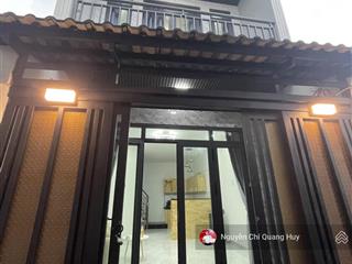 Nhà phố hiện đại  cách 20m ra mặt tiền 1645 huỳnh tấn phát quận 7  4x9m sổ hồng riêng giá 4,3 tỷ