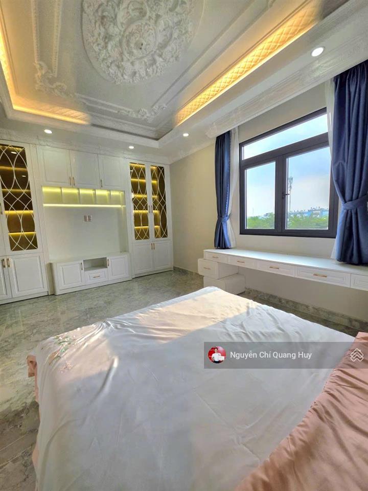 Nhà phố xây dựng mới  phong cách hoàng gia  đường 12m kdc đào tông nguyên  5m x 17m giá 9,8 tỷ