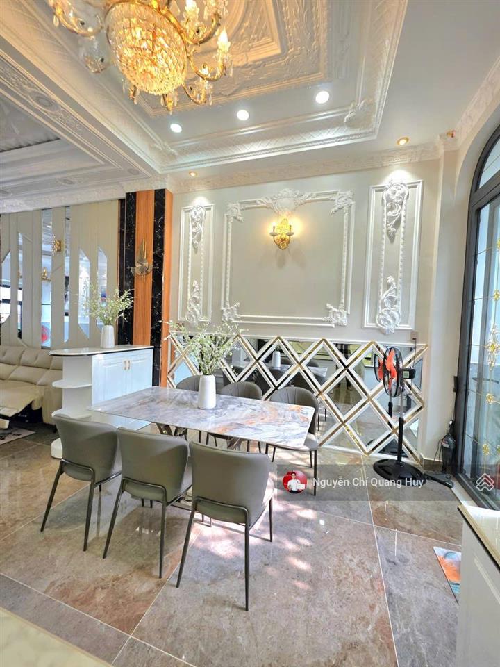 Nhà phố xây dựng mới  phong cách hoàng gia  đường 12m kdc đào tông nguyên  5m x 17m giá 9,8 tỷ